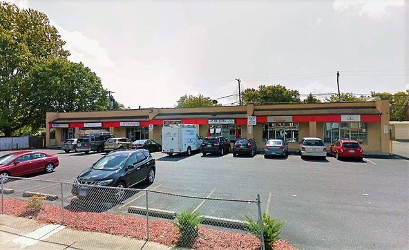 A Nail Salon is Available for Rent